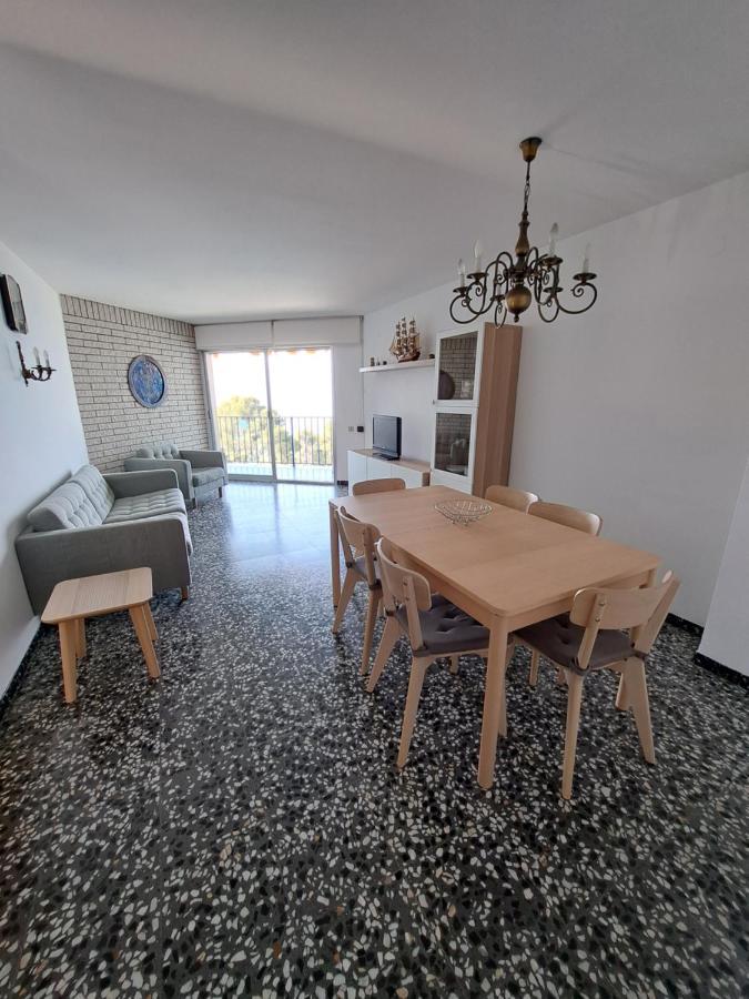 Gran Apartamento Vistas Mar Салоу Екстер'єр фото